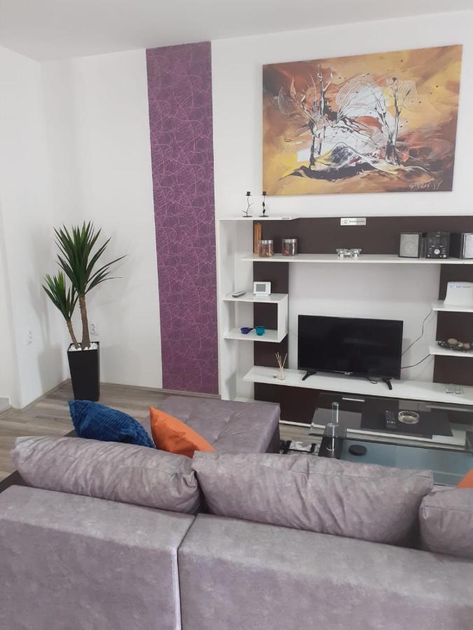 זרנג'נין Infinity Spa מראה חיצוני תמונה